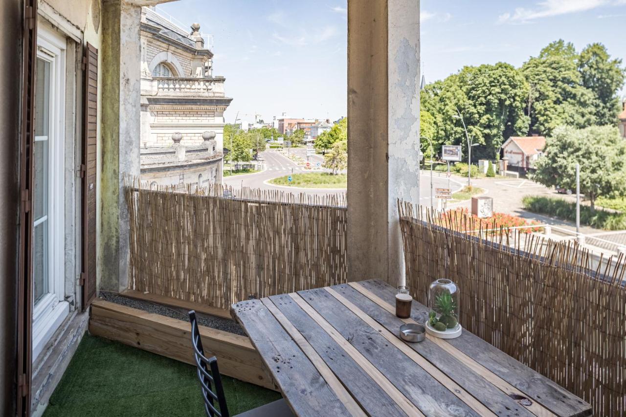 Apartamento Studio De La Seine - Balcon - Hypercentre - Parking Inclus Troyes Exterior foto